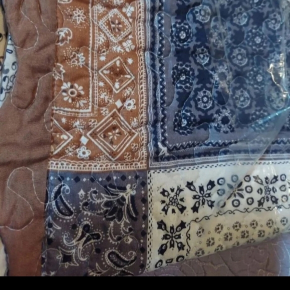 Farmhouse Dynasty Quilted Patchwork Pillow Sham Set of 2! 26 x 20 BNWT 5☆ SO - Picture 5 of 8